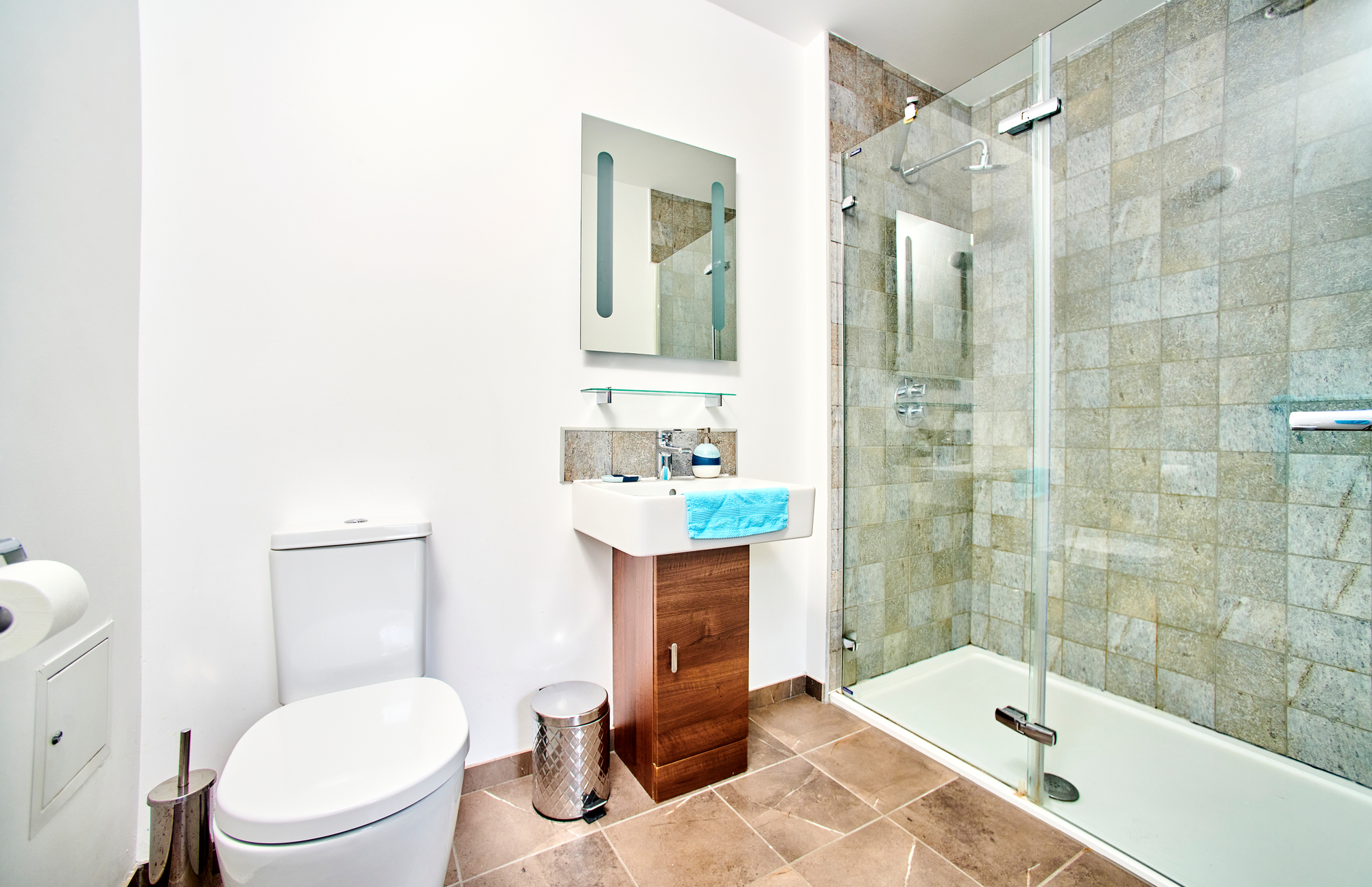 Carlton Lodge bathroom 